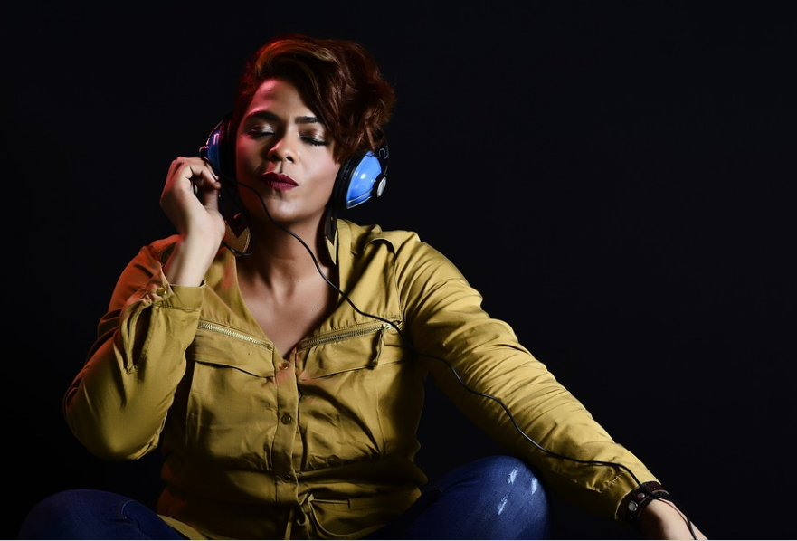 lady listening to music