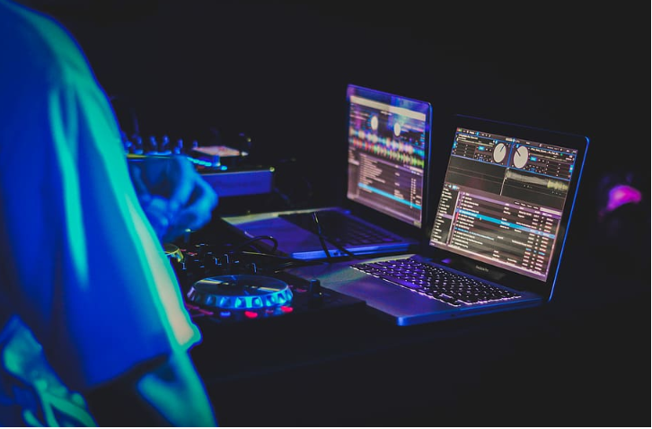 play list on laptop