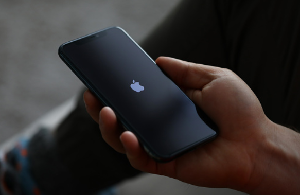 iPhone crack